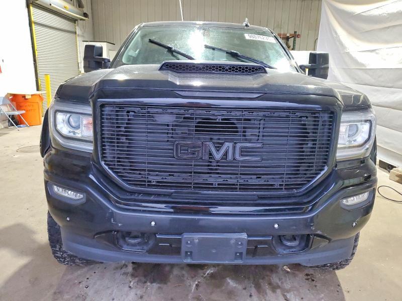 2017 GMC Sierra K1500 slt