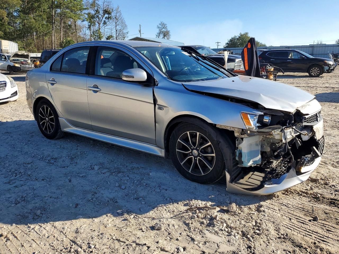 2017 Mitsubishi Lancer es