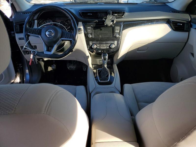 2020 Niss Rogue Sport sv