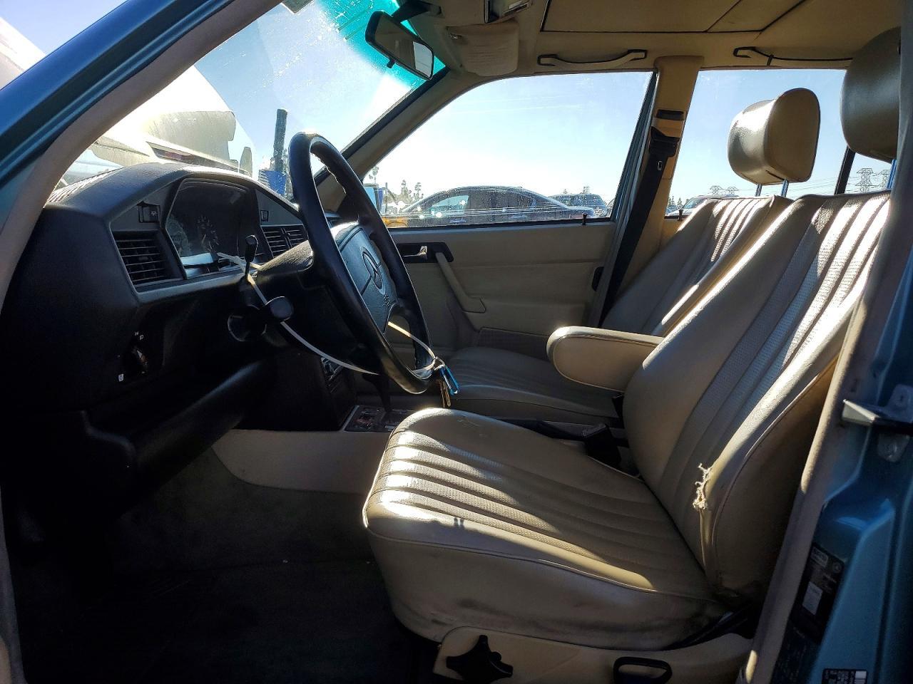 1991 Mercedes-Benz 190 e