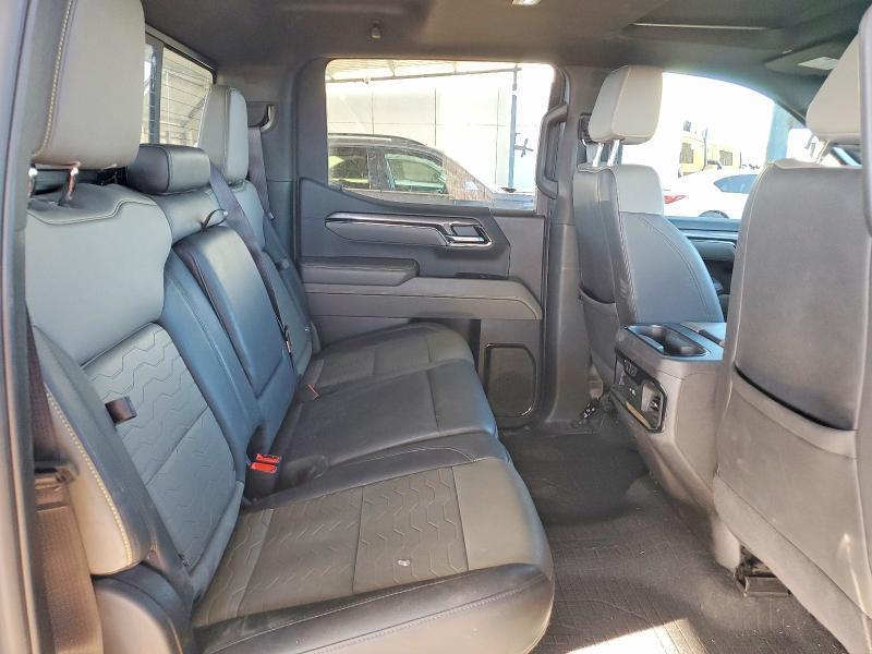 2024 Chevrolet Silverado K1500 ZR2