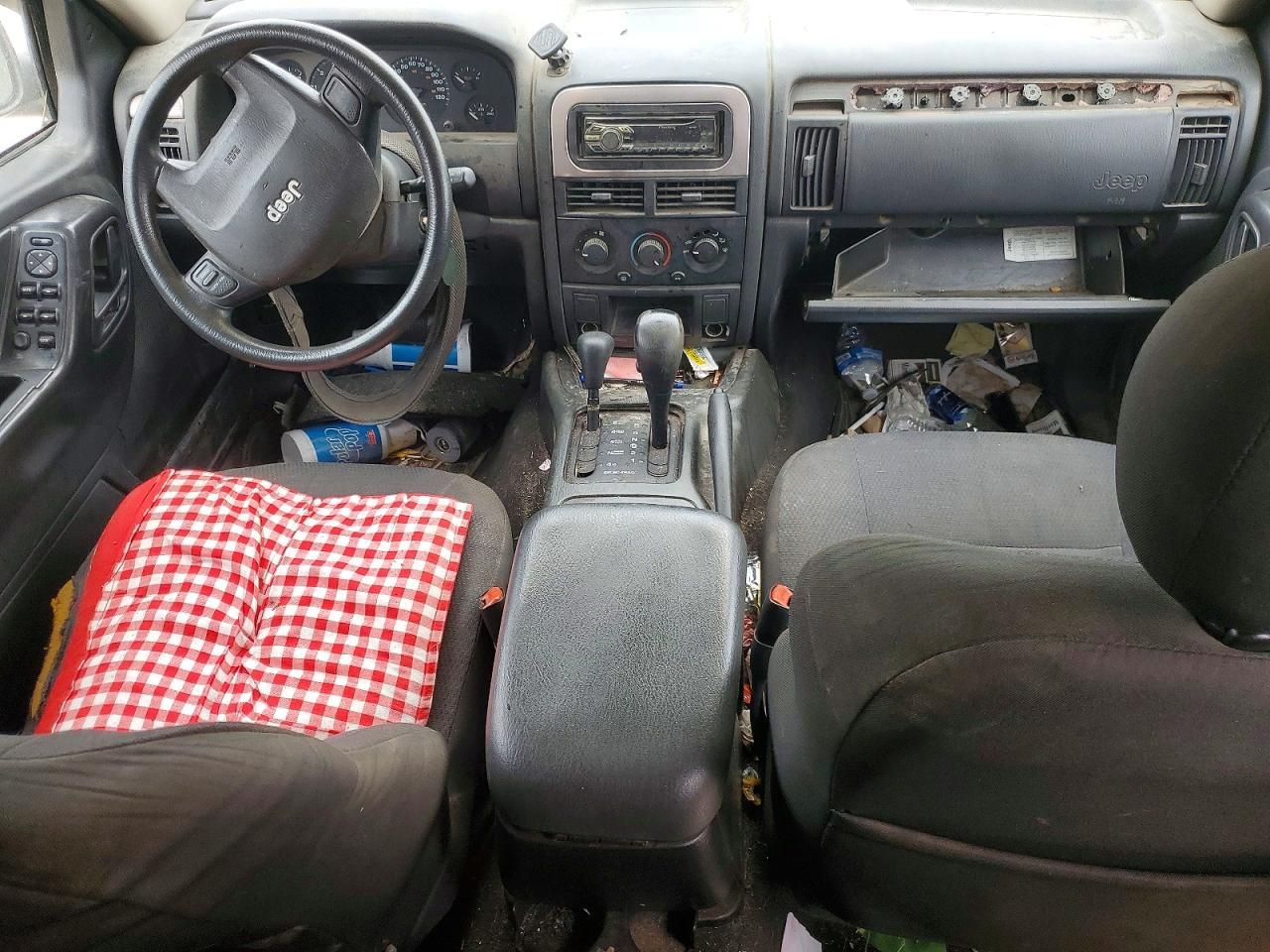 2004 Jeep Grand Cherokee Laredo