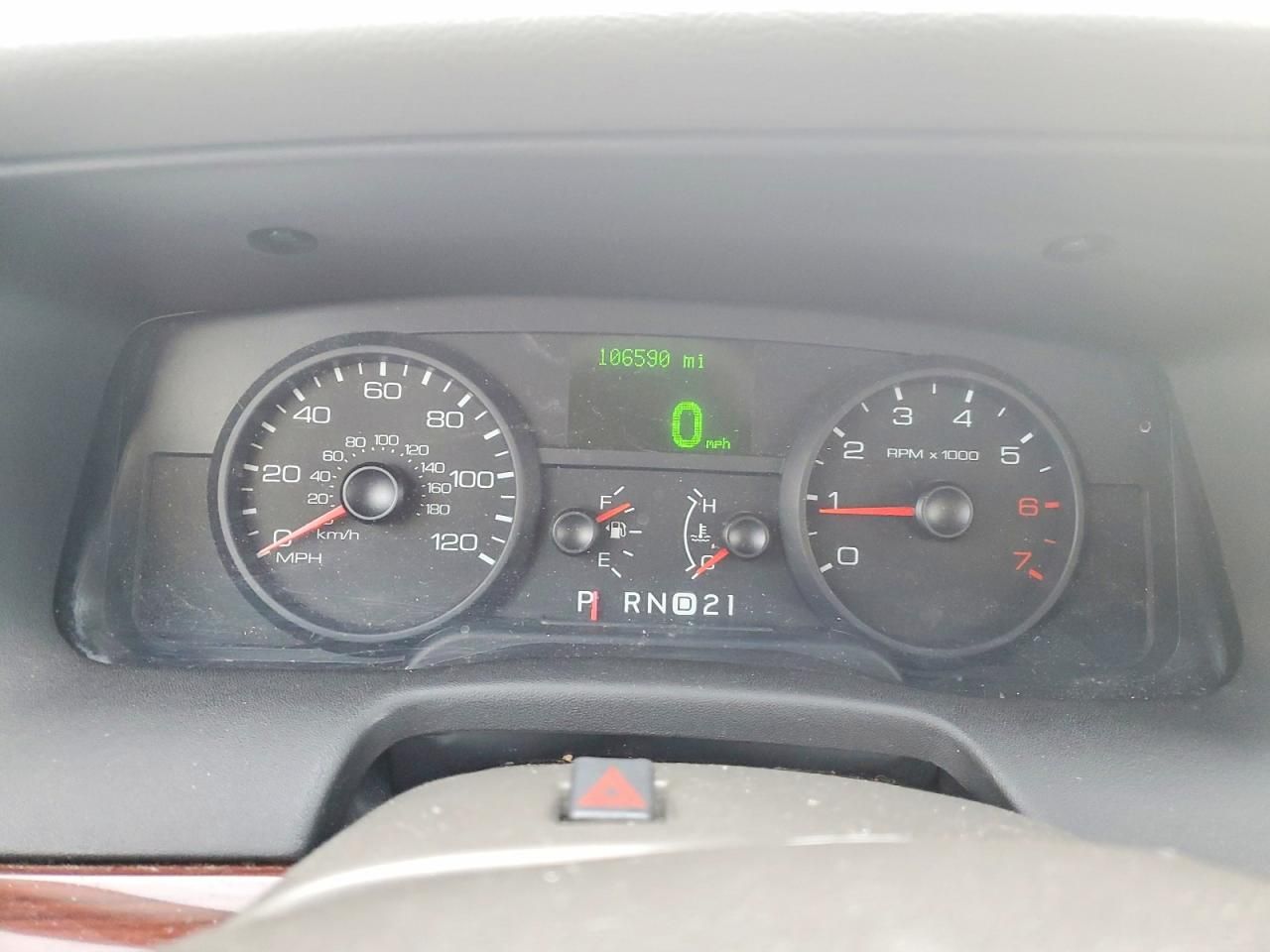 2011 Ford Crown Victoria lx