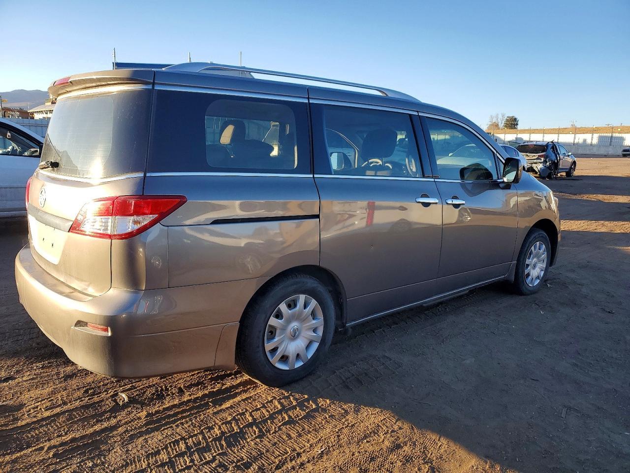 2014 Nissan Quest s