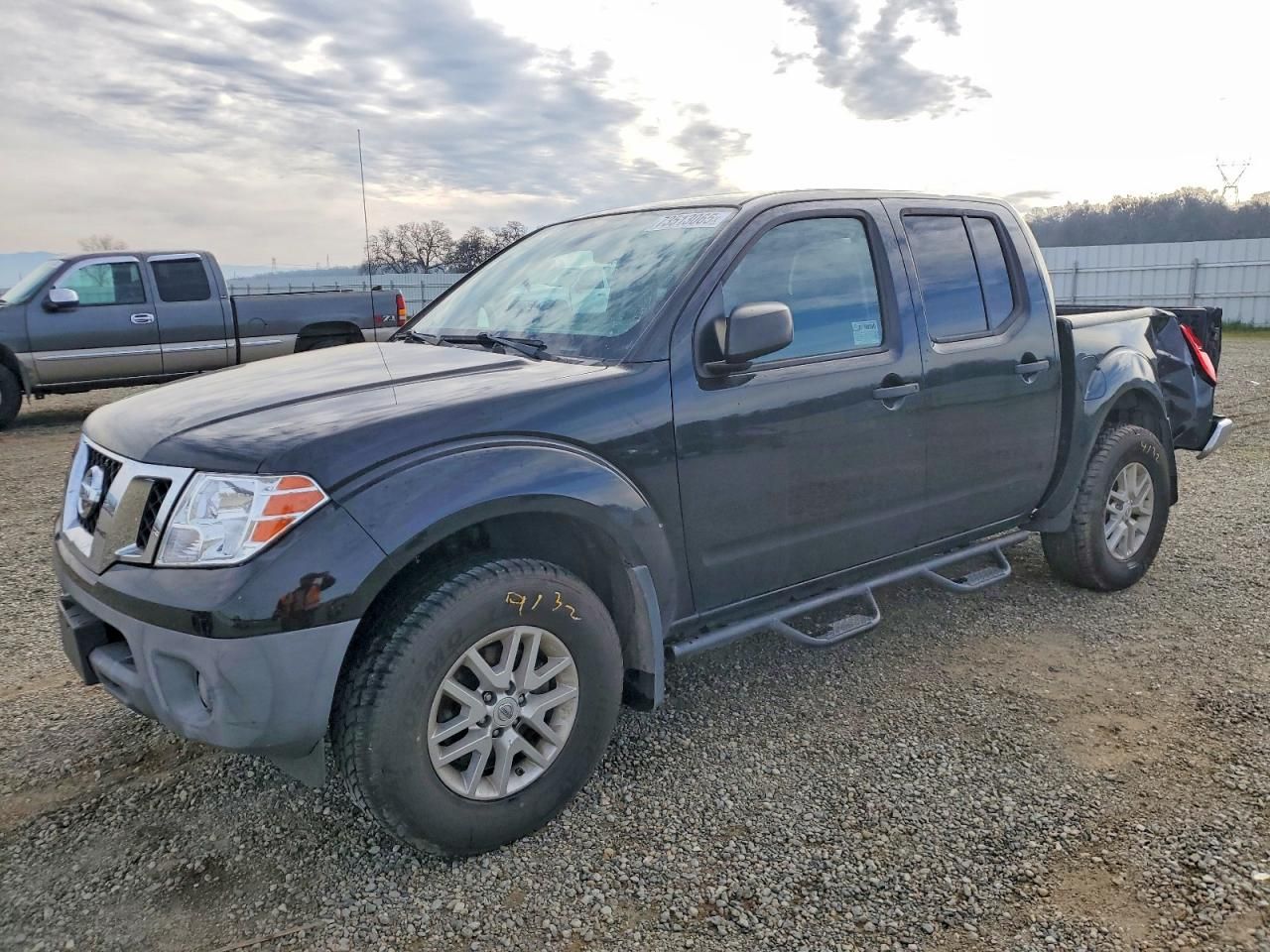 2019 Nissan Frontier s