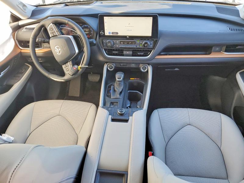 2025 Toyota Grand Highlander Platinum