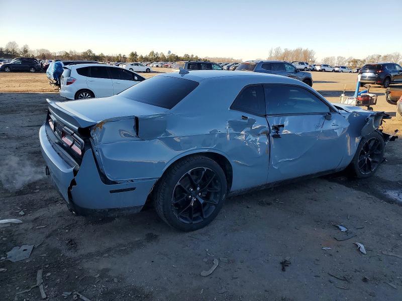 2020 Dodge Challenger sxt
