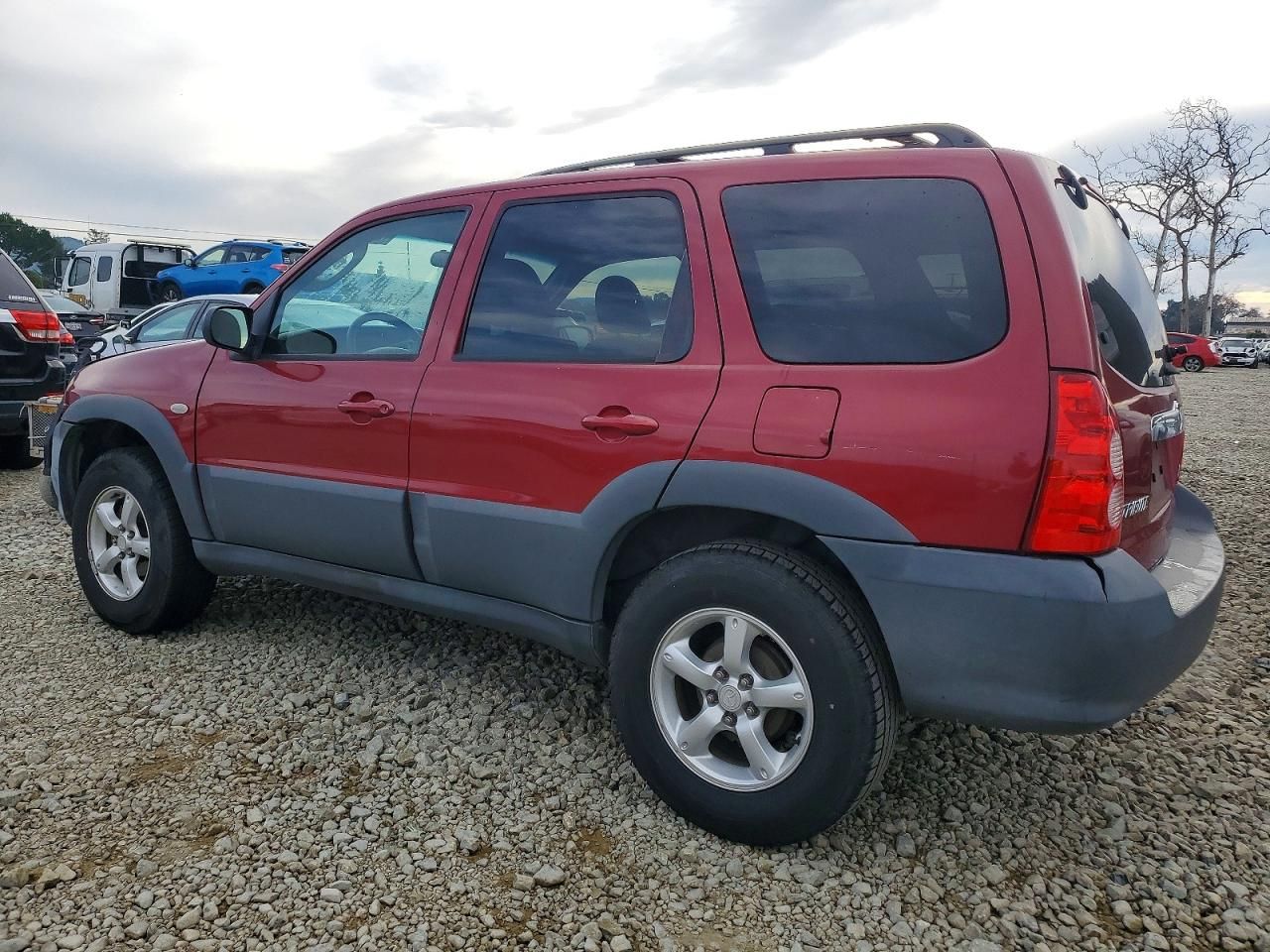 2005 Mazda Tribute i