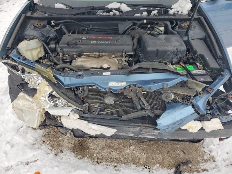 2004 Toyota Camry le