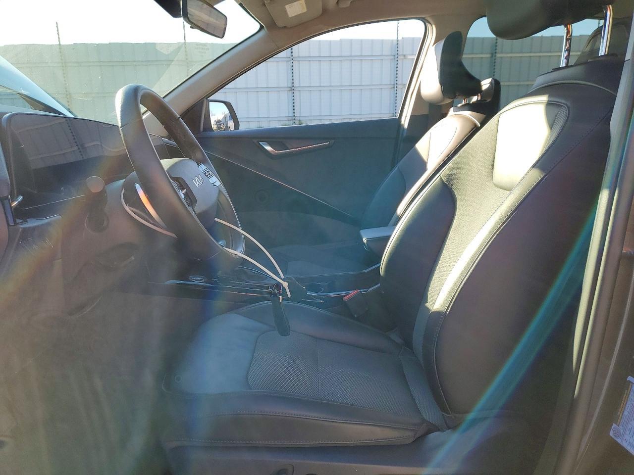 2024 KIA Niro ex