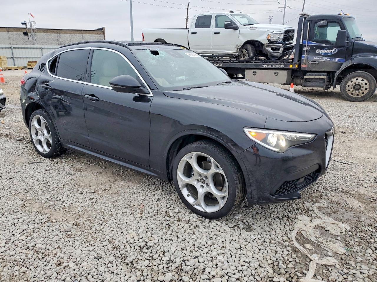 2023 Alfa Romeo Stelvio ti