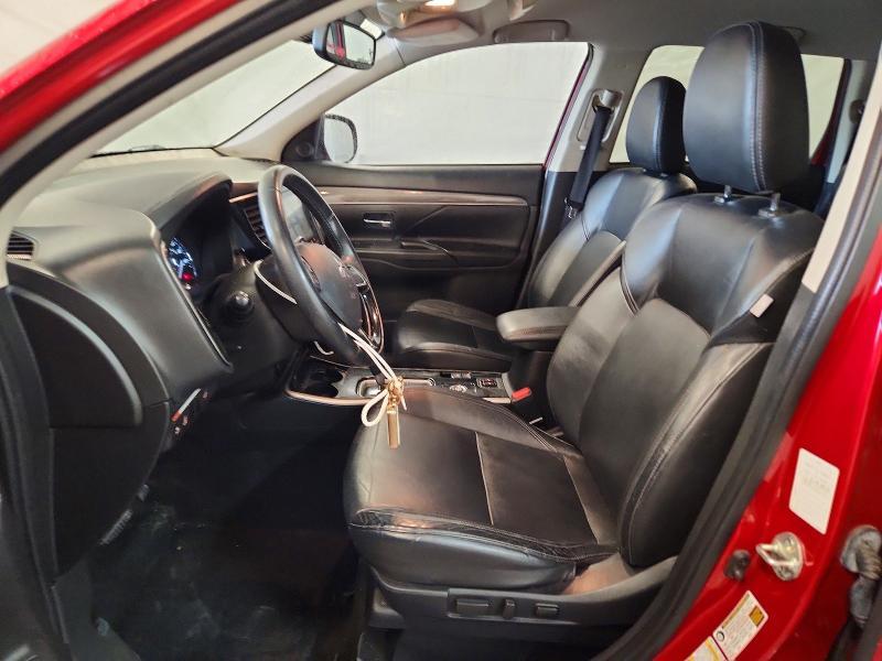 2020 Mitsubishi Outlander se