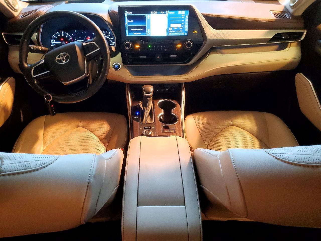 2021 Toyota Highlander Platinum