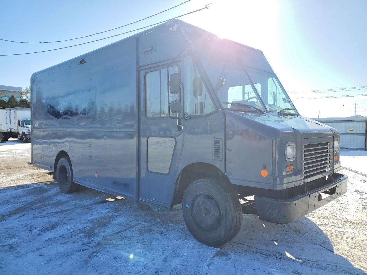 2020 Freightliner MT45G Delivery Truck