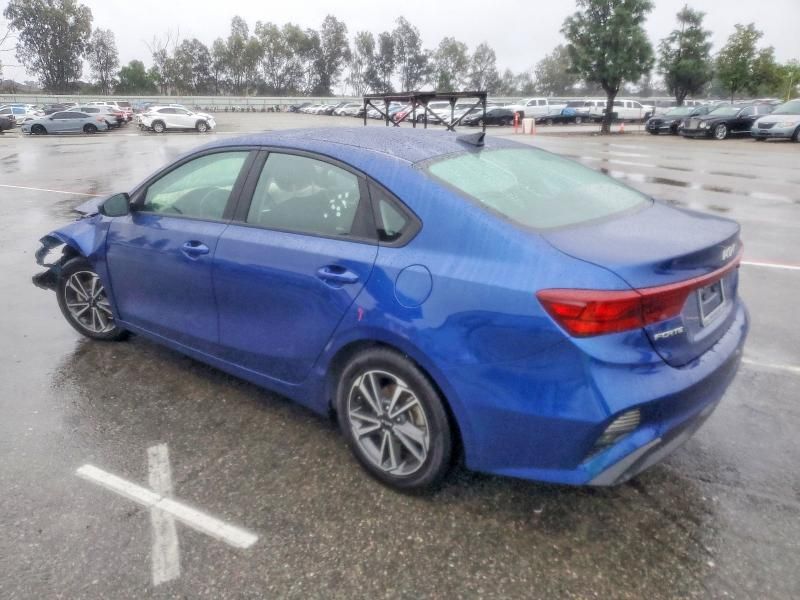 2022 KIA Forte lxs
