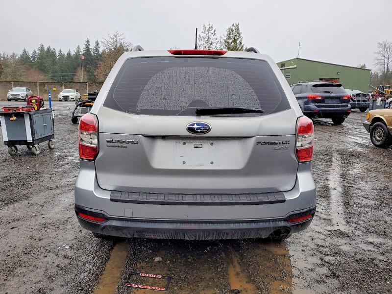 2015 Subaru Forester 2.5i