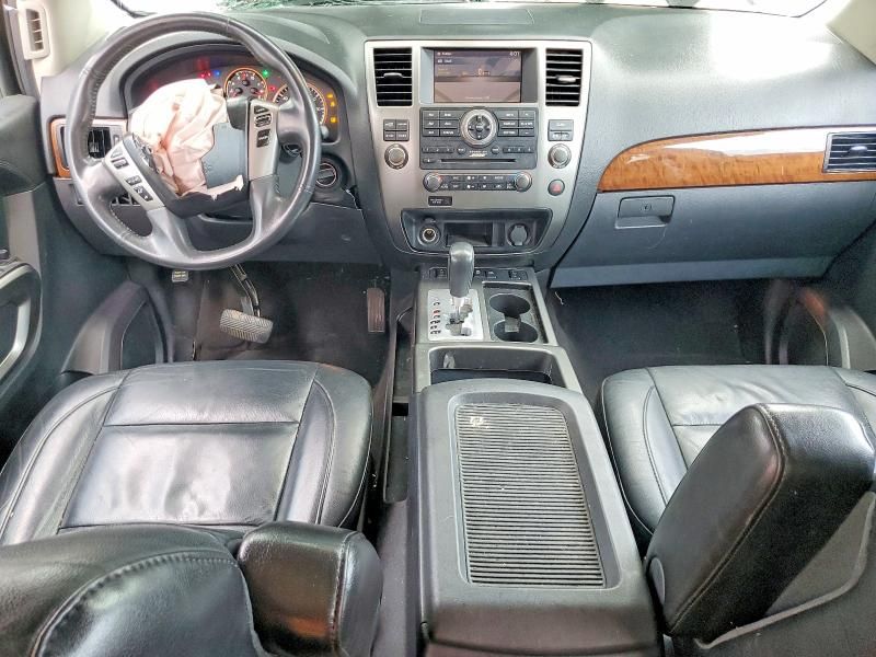 2015 Nissan Armada sv