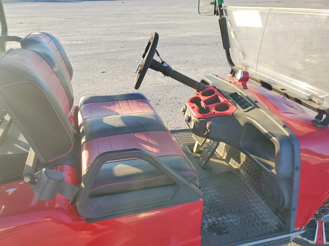 2021 Evolution Golf Cart