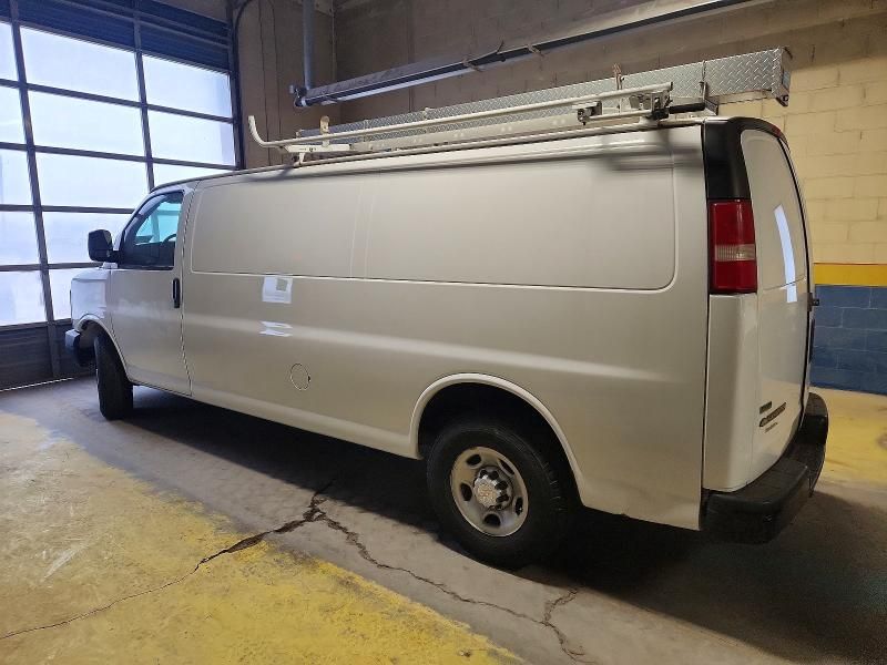 2010 Chevrolet Express G2500 Utility / Service Van