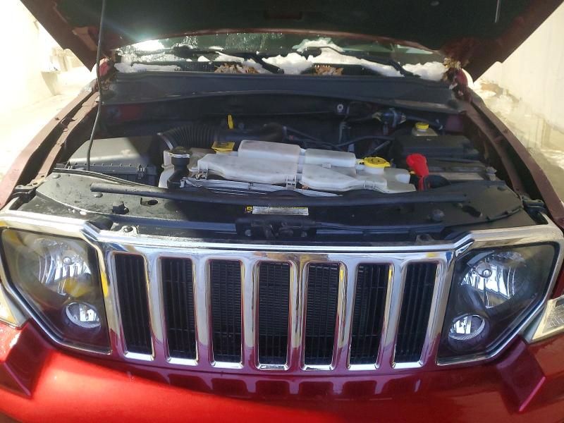 2012 Jeep Liberty jet