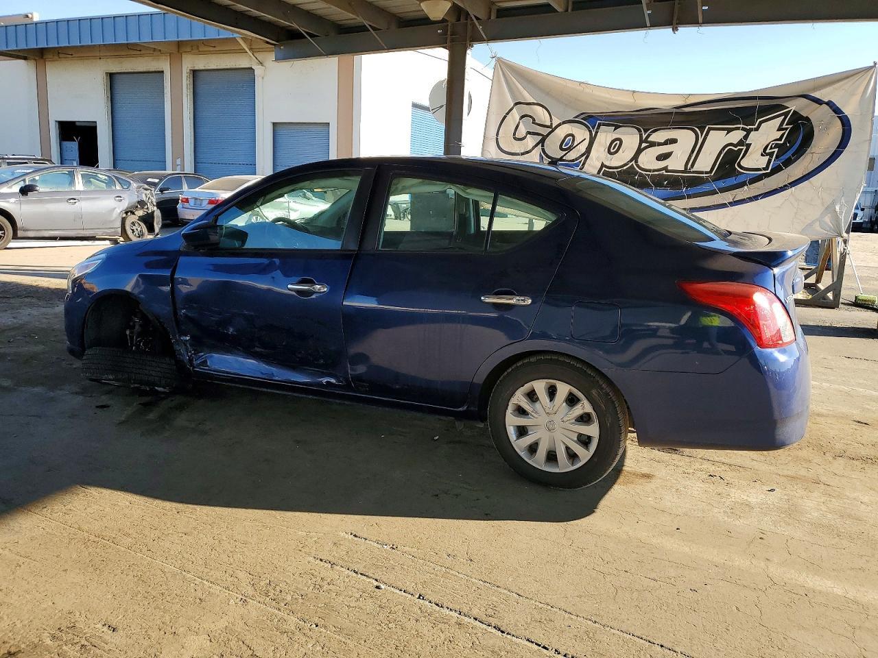 2018 Nissan Versa s