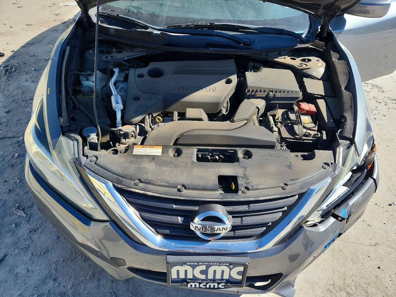 2016 Niss Altima