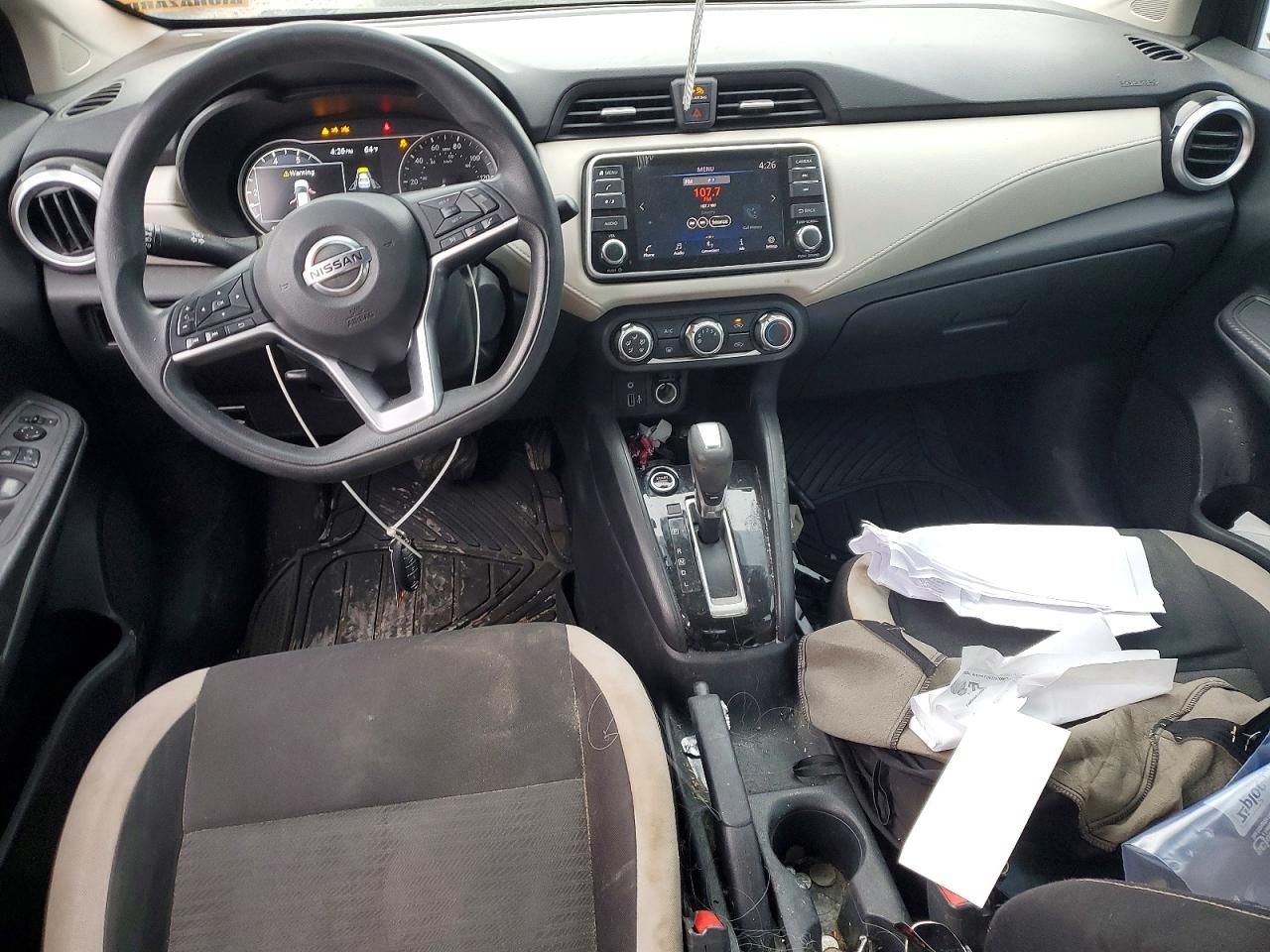 2021 Nissan Versa sv