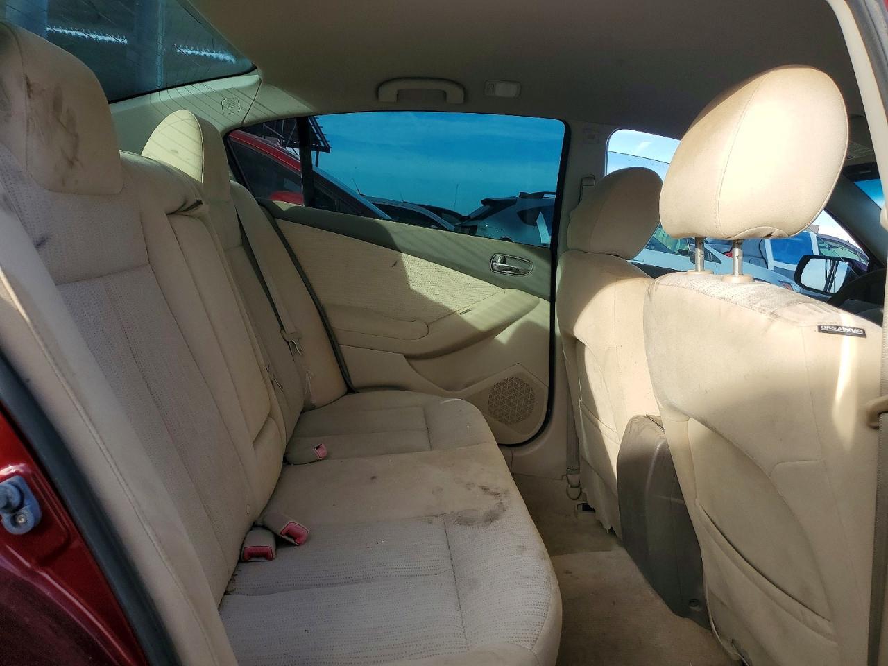2011 Nissan Altima Base