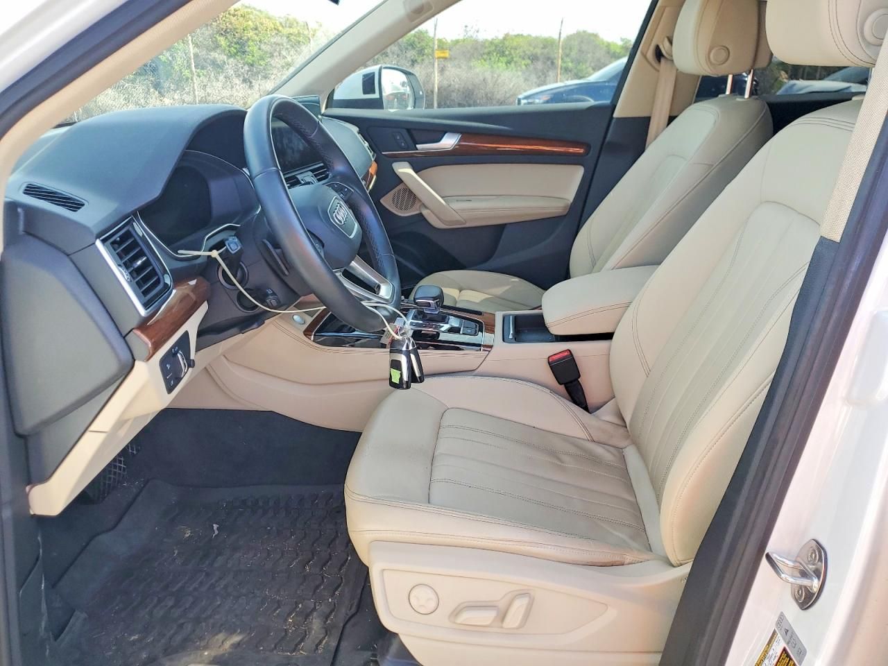 2022 Audi Q5 Premium Plus 45