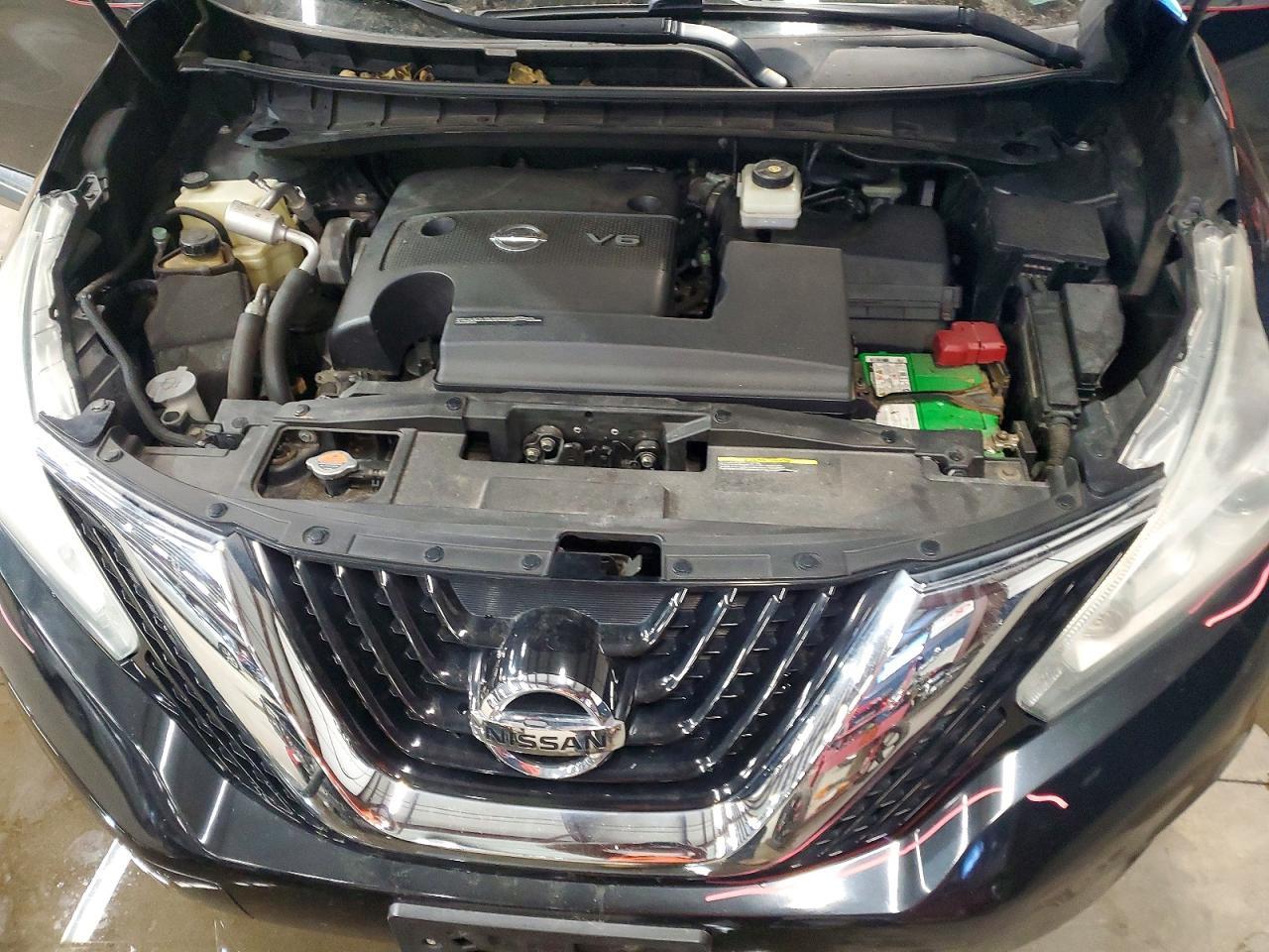 2015 Nissan Murano s