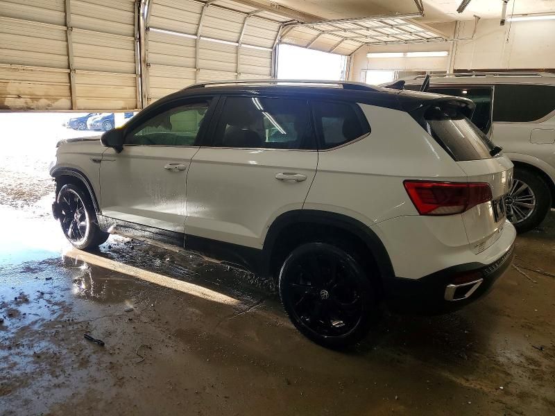 2023 Volkswagen Taos se