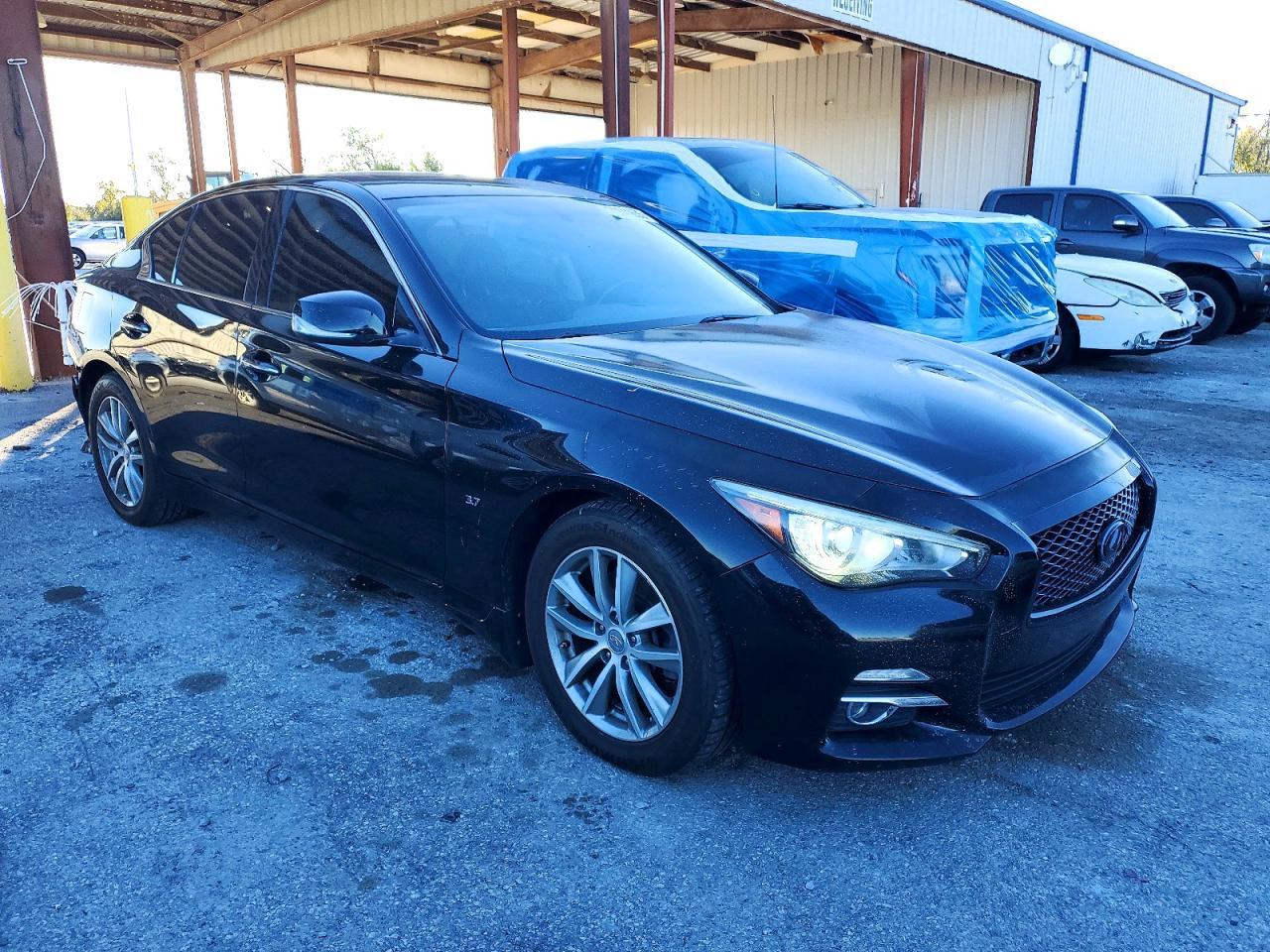 2015 Infiniti Q50 Base