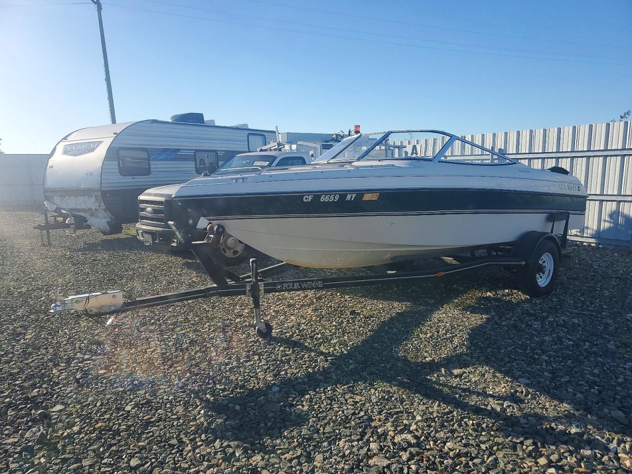 1996 Four Winds Boat