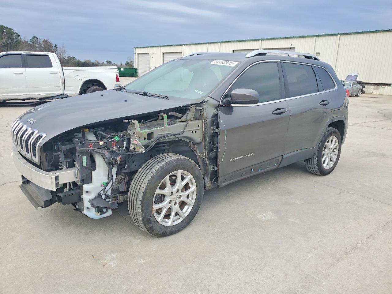 2018 Jeep Cherokee Latitude Plus