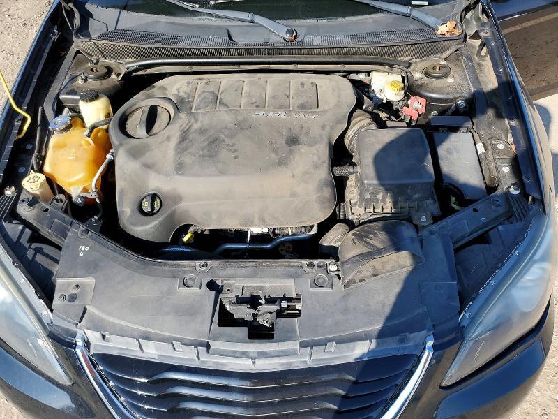 2012 Chrysler 200 Touring