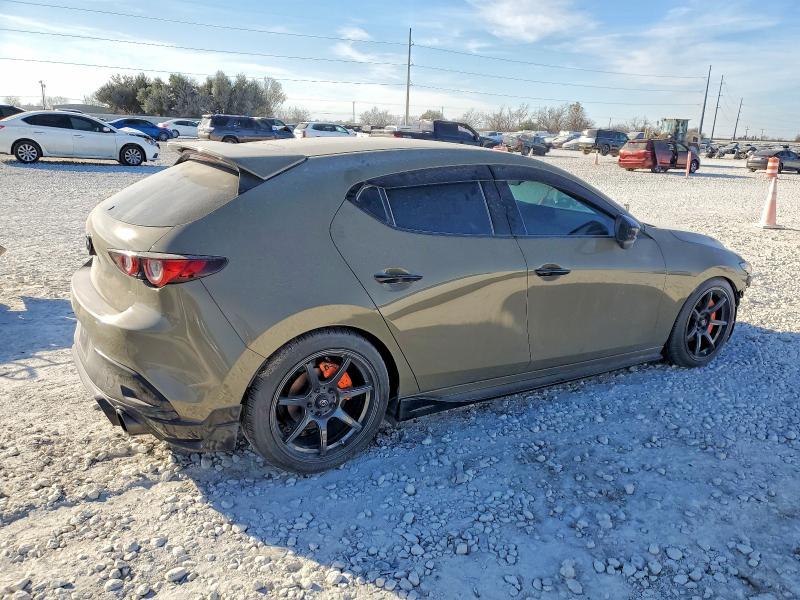 2024 Mazda 3 Carbon Turbo