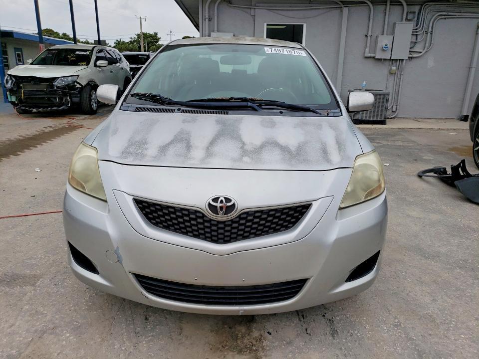 2012 Toyota Yaris