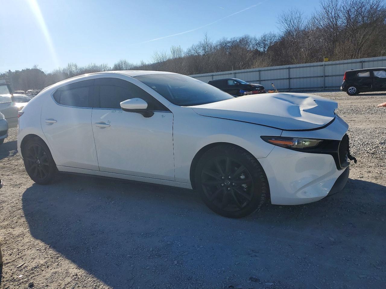 2021 Mazda 3 Premium