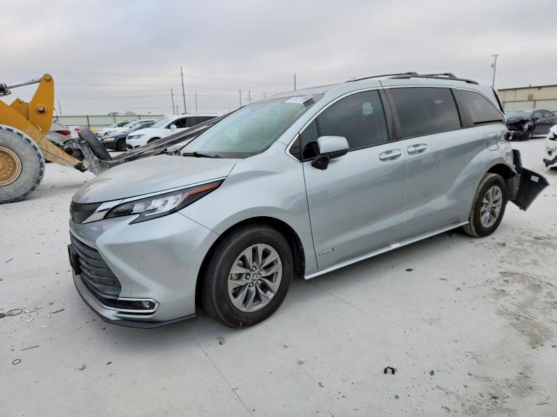 2021 Toyota Sienna