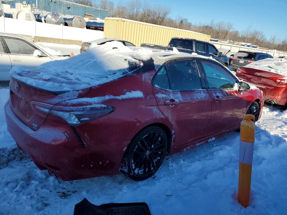 2021 Toyota Camry xse