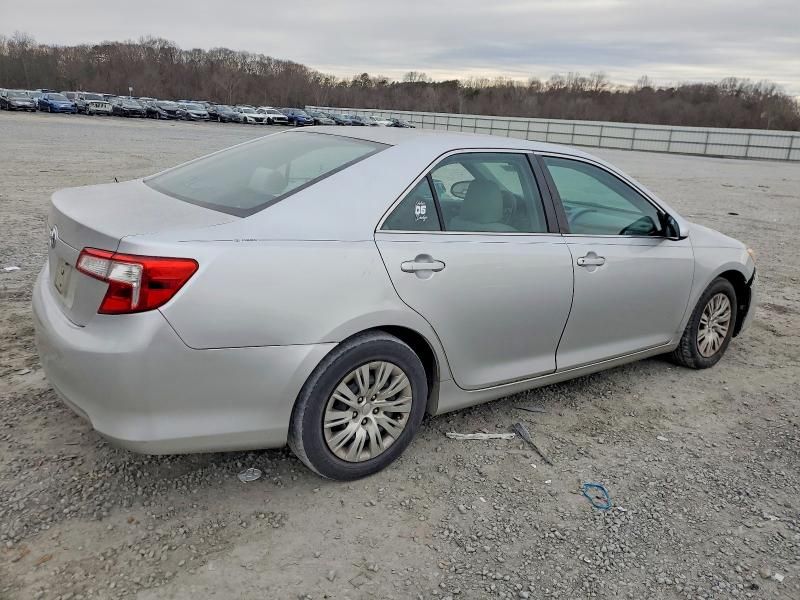 2013 Toyota Camry l