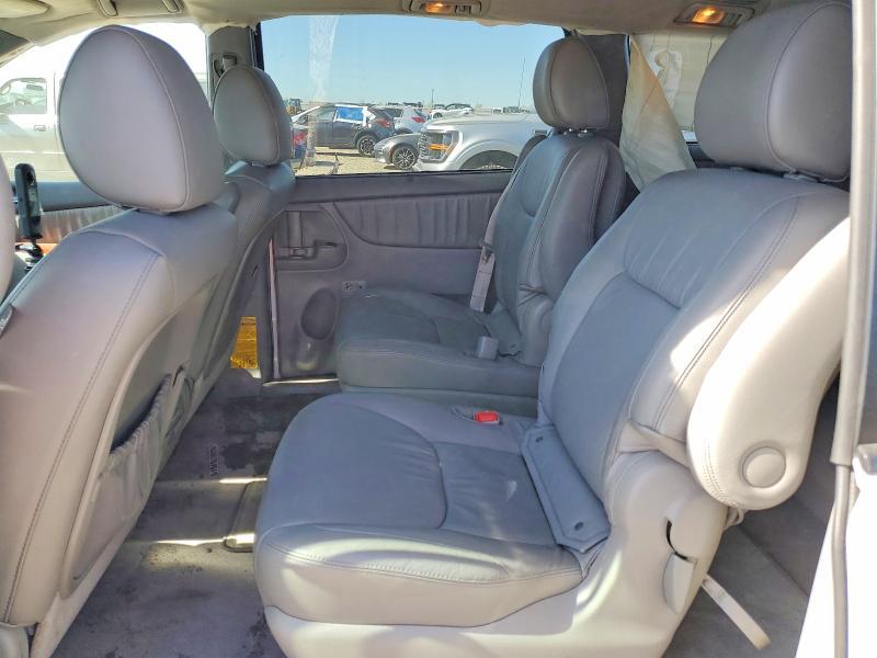 2009 Toyota Sienna xle