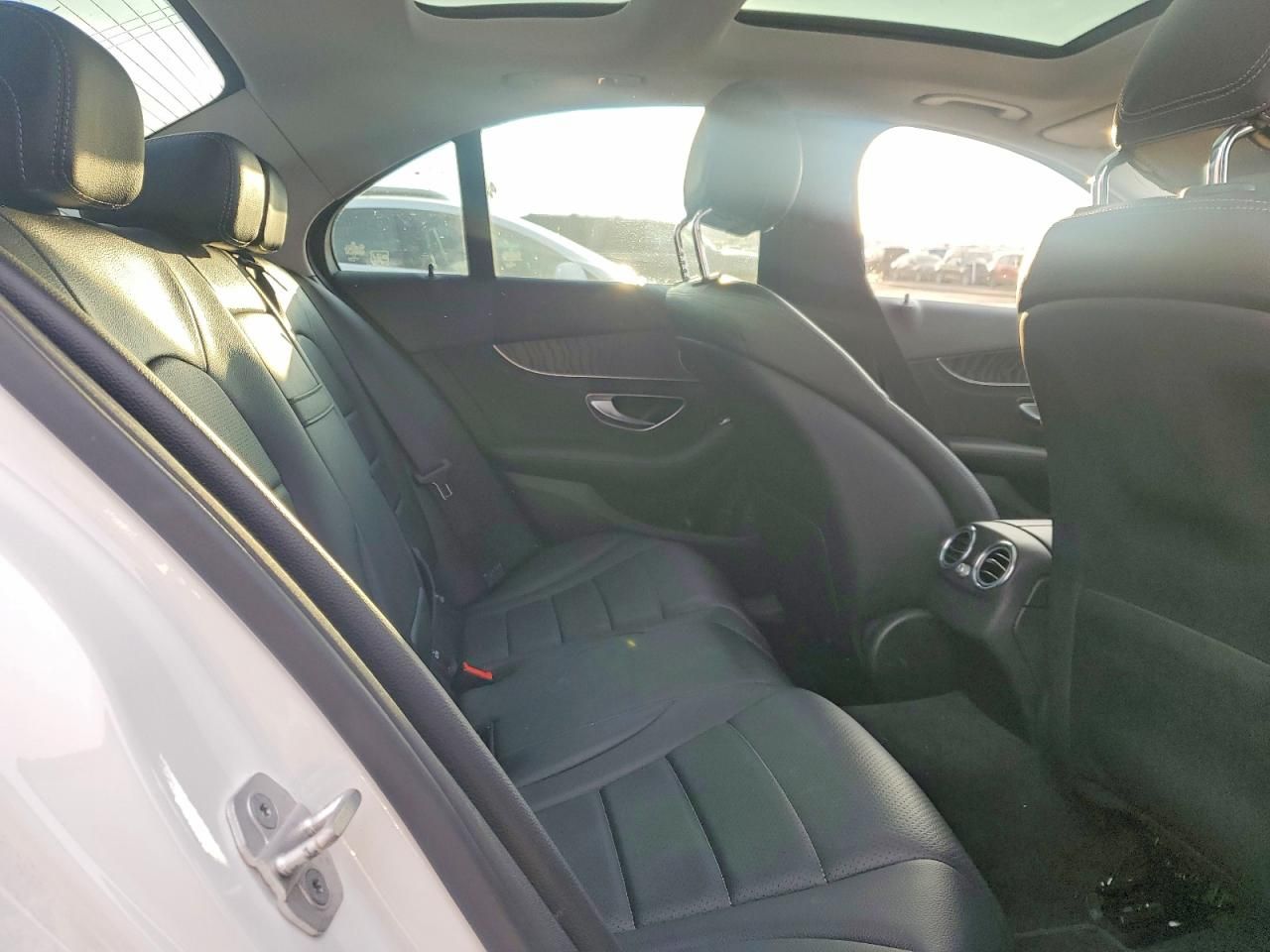 2016 Mercedes-Benz C300