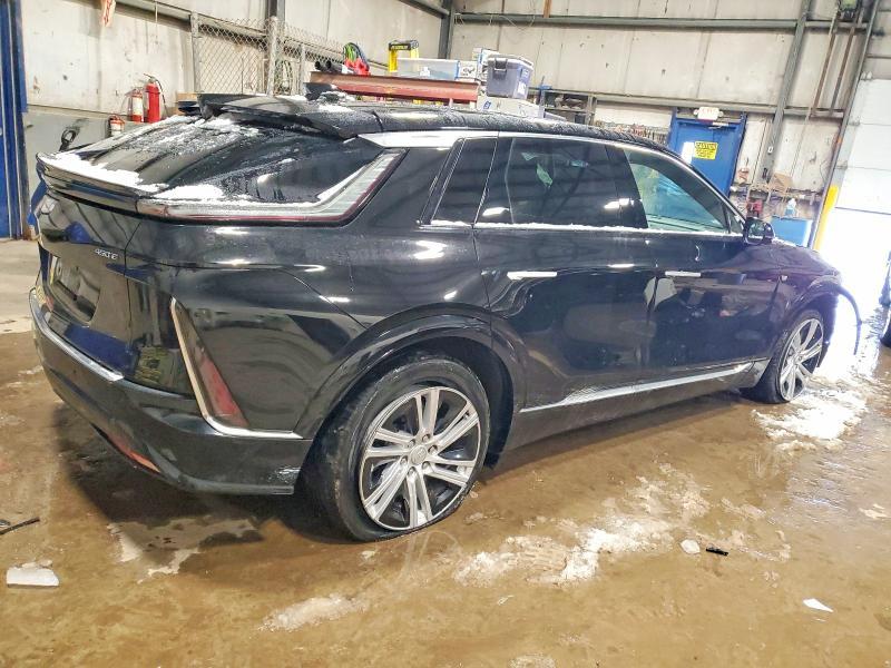 2024 Cadillac Lyriq Tech