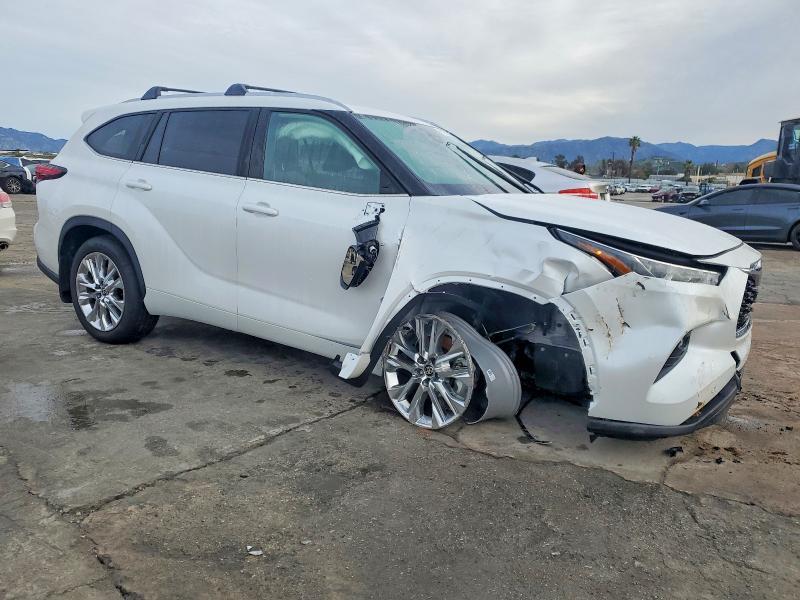2025 Toyota Highlander Hybrid Limited