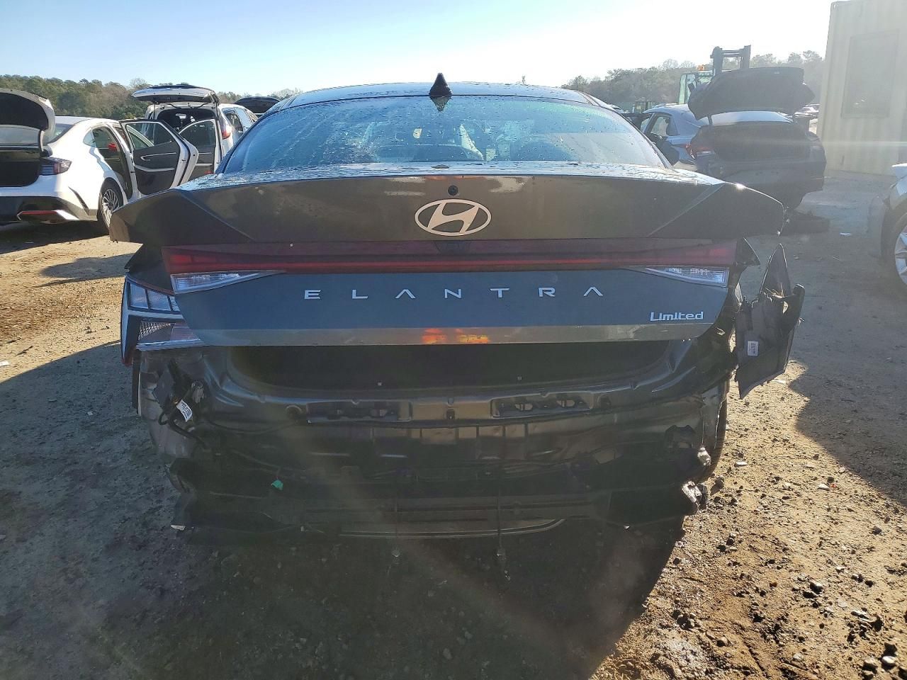 2024 Hyundai Elantra Limited