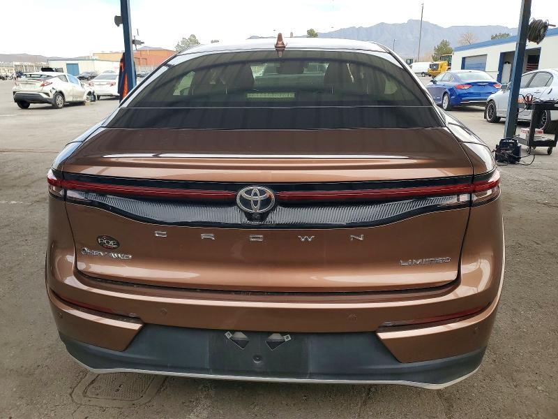 2025 Toyota Crown xle