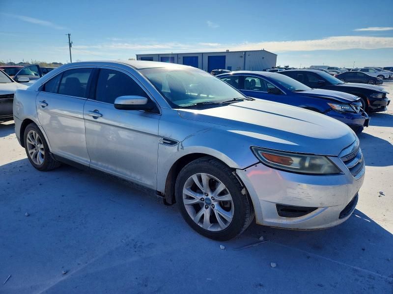 2010 Ford Taurus sel