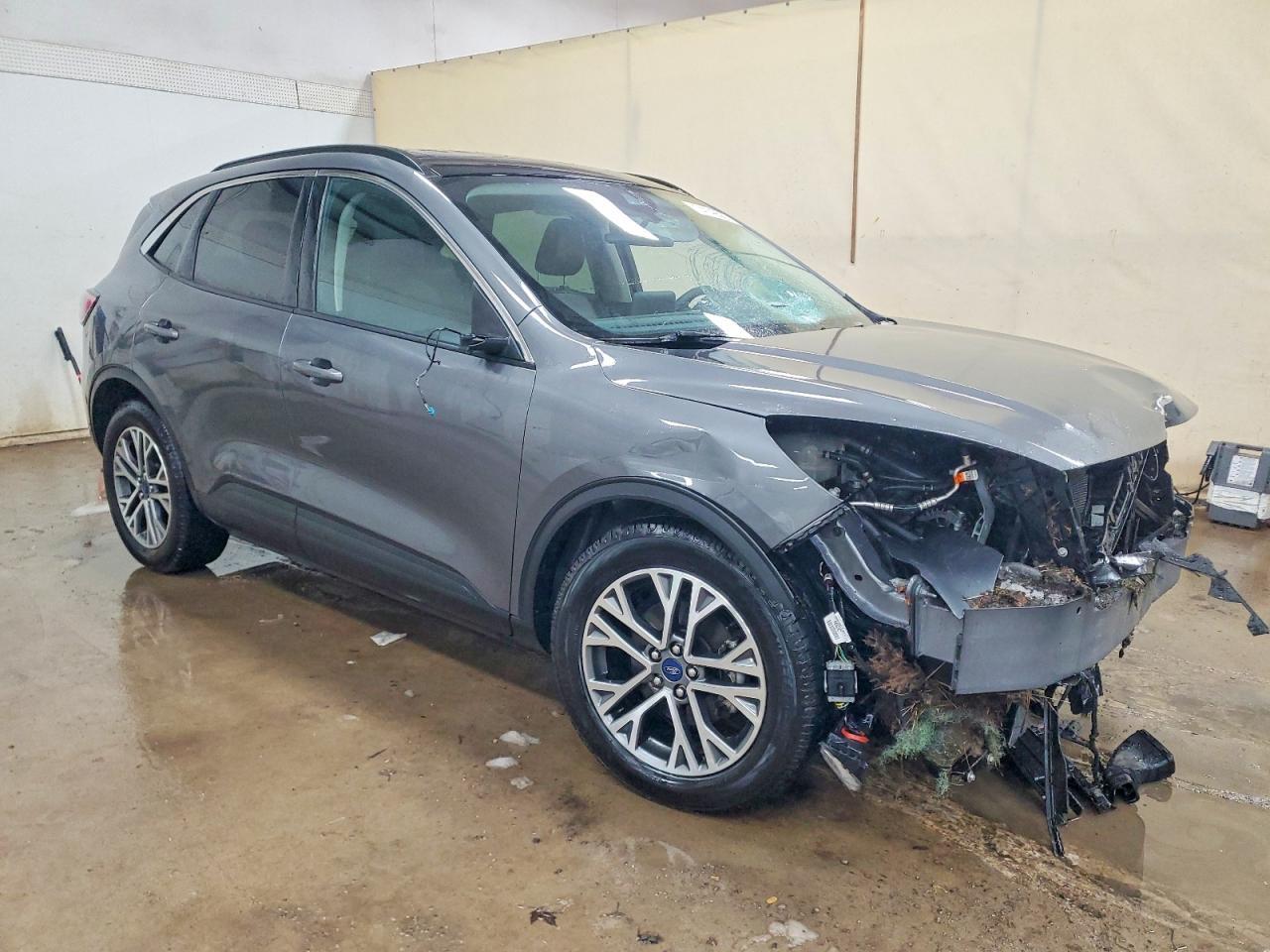 2021 Ford Escape sel