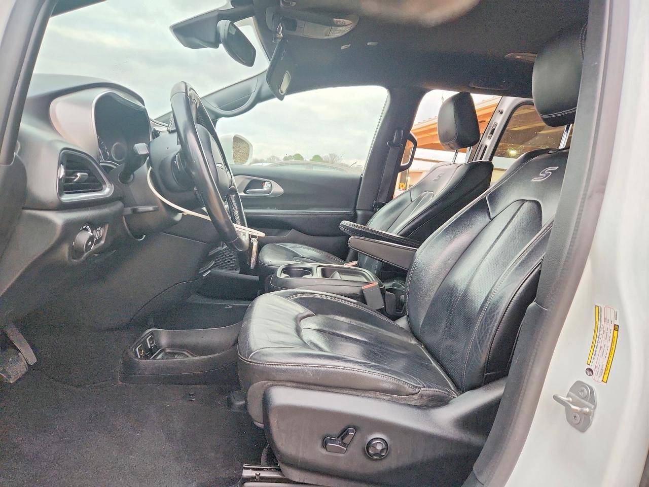 2019 Chrysler Pacifica Touring l